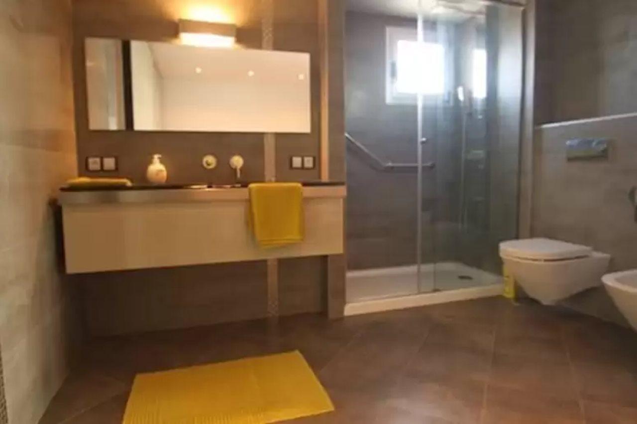 The Mask Apartment Blueline Μπένιντορμ Εξωτερικό φωτογραφία